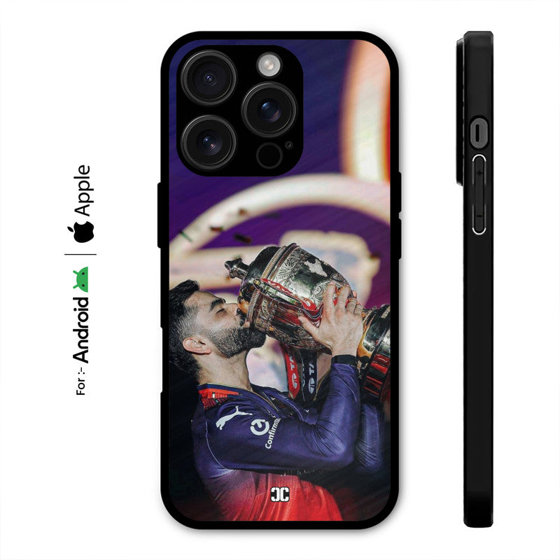 King With Trophy Case – Premium PrintShield Mobile Cover