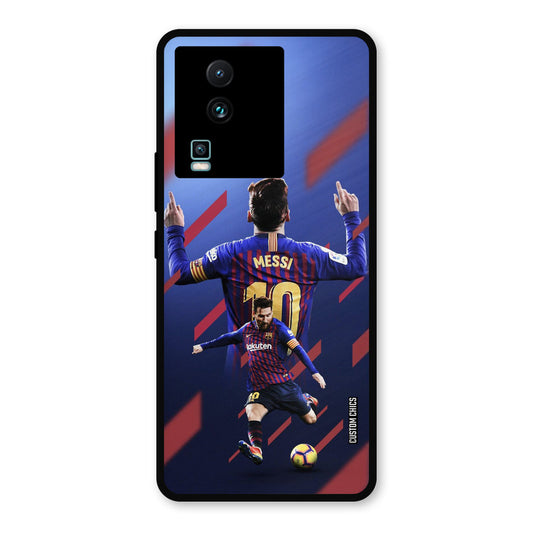 Playing Messi IQOO Neo 7 Mobile Back Cover - Sports PrintShield Case